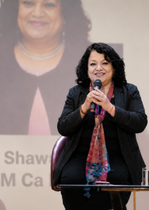 𝗗𝗲𝘃𝗲𝗹𝗼𝗽𝗶𝗻𝗴 𝗠𝗲𝗻𝘁𝗮𝗹 𝗥𝗲𝘀𝗶𝗹𝗶𝗲𝗻𝗰𝗲 𝗳𝗼𝗿 𝗘𝗳𝗳𝗲𝗰𝘁𝗶𝘃𝗲 𝗣𝗲𝗿𝘀𝗼𝗻𝗮𝗹 𝗟𝗲𝗮𝗱𝗲𝗿𝘀𝗵𝗶𝗽 - SB